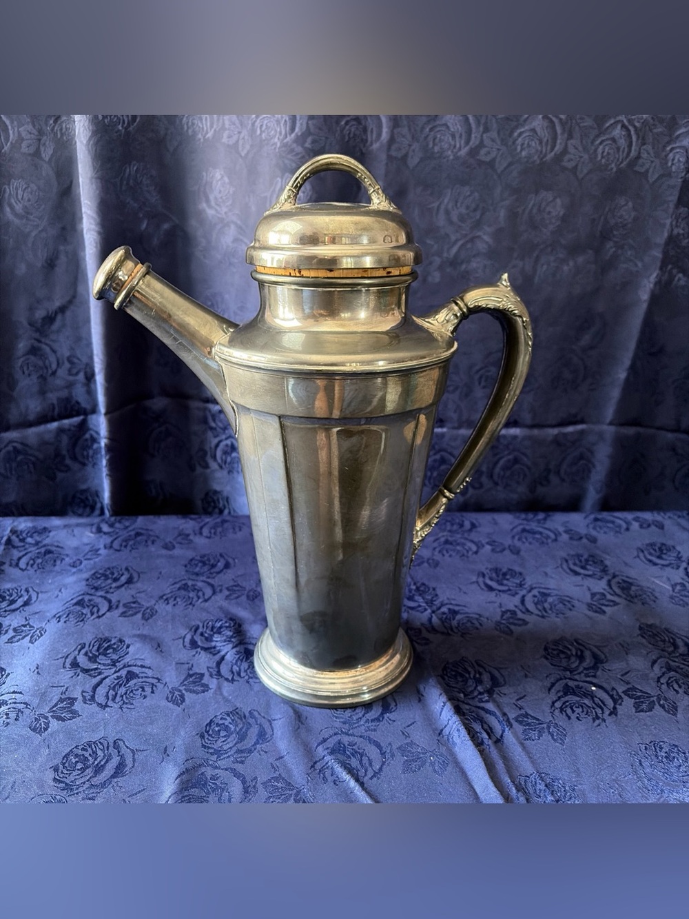 Antique Reed & Barton Silver Plated Cocktail Shaker With Loop Top